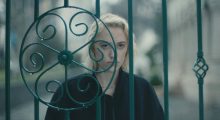 Maika Monroe in Chloe Okuno's Watcher