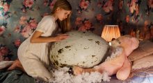 Siiri Solalinna in Hatching by Hanna Bergholm