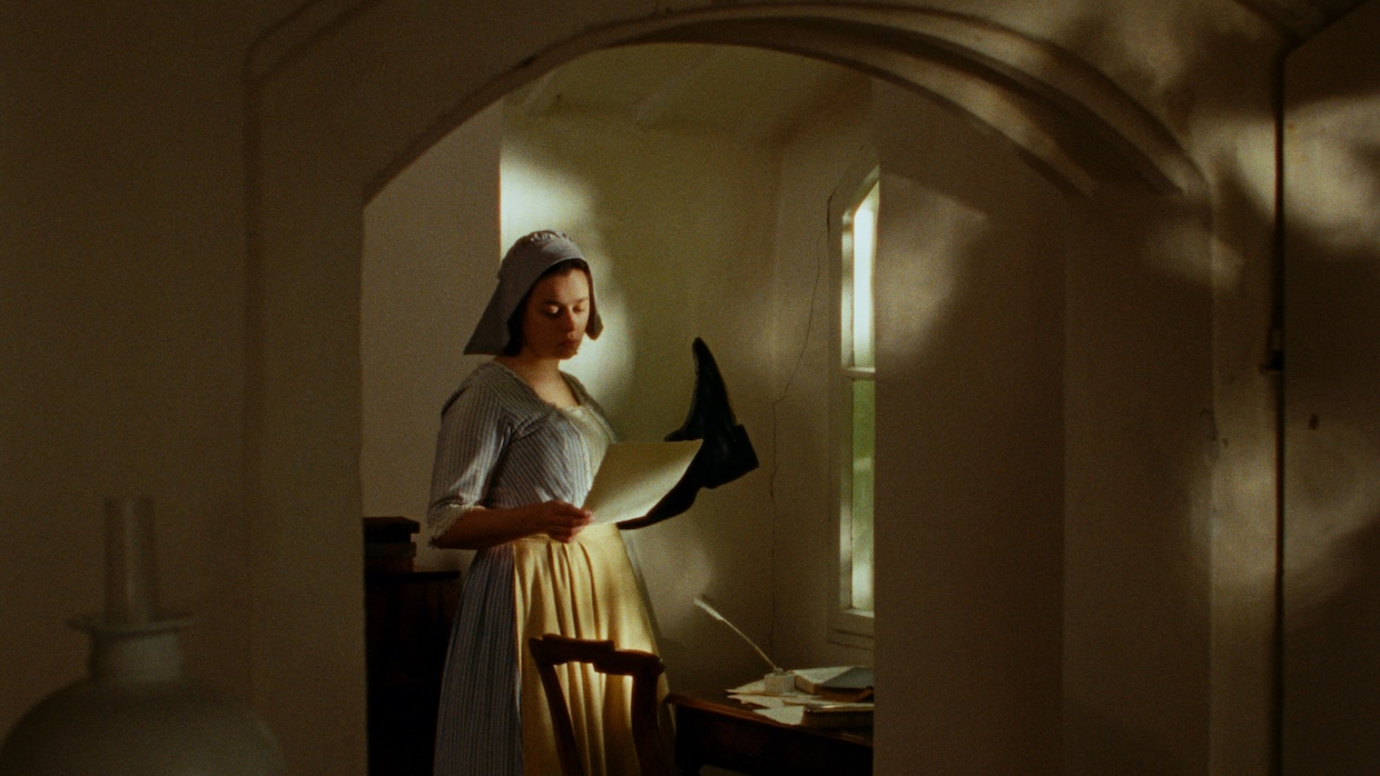 An 18th-century chambermaid.